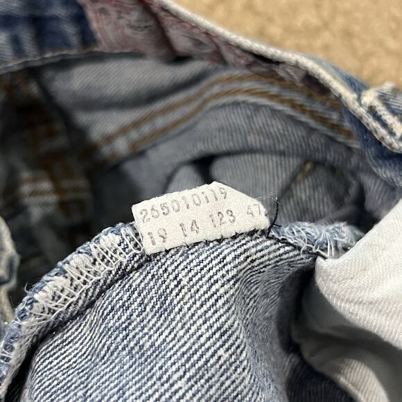 Vintage 80's Levis 26501 High Rise Button Fly Denim Jeans Cropped Size 26x26 - Picture 5 of 12